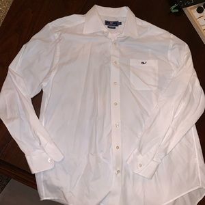 Vineyard vines white button down Tucker shirt